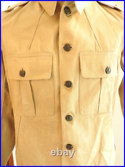 An Original Military WW2 Rifle Brigade Tropical Tunic Shirt Uniform Badge (4979)