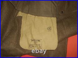 CANADA ARMY 1945 WWII OVERCOAT, WOOL, ROLL COLLAR (never used)