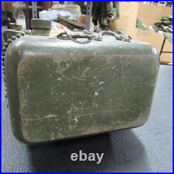 Generator WWII G-3B/TRC7 Hand crank style US Army / Air Corps for radio (G3B)