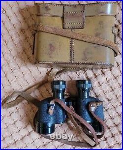 M5 Binoculars, 6 x 30 WOLLENSAK WWII British army with a holster