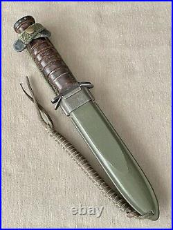 Mint WW II US M3 Camillus Blade Marked Trench Fighting Knife M8 Army Airborne EX