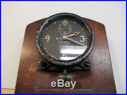 ORIGINAL WW II US ARMY AIRCRAFT WALTHAM CLOCK 8 DAY WORKING AND MOUNTED w WINGS