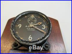 ORIGINAL WW II US ARMY AIRCRAFT WALTHAM CLOCK 8 DAY WORKING AND MOUNTED w WINGS