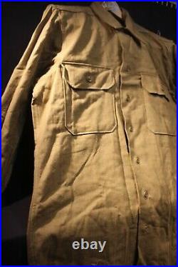 ORIGINAL/WW2 U. S. ARMY WOOL SHIRT WITH GAS FLAP BRAND/NEW size151/2X33-A-OK