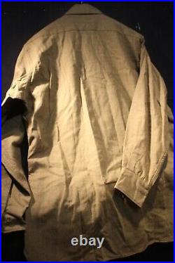 ORIGINAL/WW2 U. S. ARMY WOOL SHIRT WITH GAS FLAP BRAND/NEW size151/2X33-A-OK