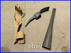 ORIGINAL WWI WWII US ARMY M1910 PICK AXE MATTOCK & CARRIER- US stamped