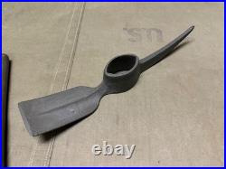 ORIGINAL WWII US ARMY M1942 PICK AXE MATTOCK & CARRIER- US stamped-1944