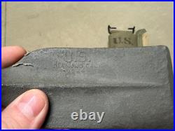 ORIGINAL WWII US ARMY M1942 PICK AXE MATTOCK & CARRIER- US stamped-1944
