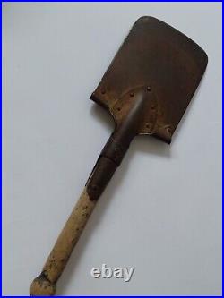 Original WWII Bristish Army Shovel/ WW2 Militaria. Broad Arrow 1941 mark