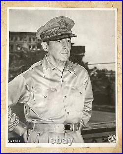 RARE! WW2 US ARMY G. A. DOUGLAS MacARTHUR 3 DAYS BEFORE WARS END PHOTO 8/31/45