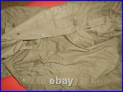 U. S. ARMYWWII 1944-Wool Mummy Sleeping Bag & Water Repellent Case (a bag cover)
