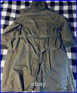 US Army M-1943 Cold Weather Field Jacket Hooded Olive Green WWII Original