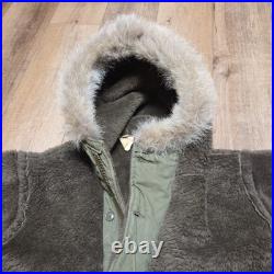 Vintage 1940's WWII US Army Military Pile Field Parka Liner Jacket Size Medium Vintage 1940's WWII US Army Military Pile Field Parka Liner Jacket Size Medium