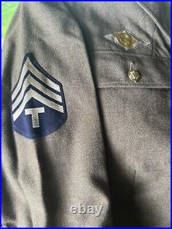 Vintage Authentic US Army WW2 Dress Jacket WWII 36L T4 Chevron AA Patches Japan