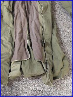 Vintage WWII Army Heavy trench coat jacket withwool liner large Sz Airborne Patch