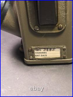 Vintage WWII U. S. Army Signal Corps BC-611-F Handie-Talkie Radio Receiver & Tran