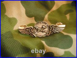 WW2 ARMY AIR CORPS LT. TUNIC PILOT 766th BOMB SQDN withMEDAL CASES IDENTIFIED