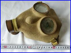 WW2 IMPERIAL JAPANESE ARMY SOLDIER and civilian Original Gas Mask and Tank-d1013