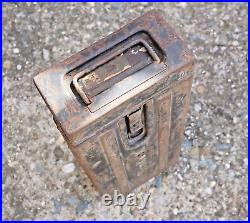 WWII German Army Armored Car Vehicle Metal Container Tin Box Kw. K 7.5cm