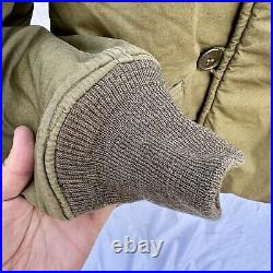 WWII Near Mint Deadstock US Army M-43 Pile Liner Thick Silk Padded Interior