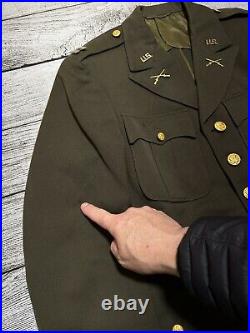 WWII U. S. Army Officer's Service Coat Size 39 R Dated 1942