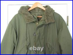 WWII US ARMY Cold Weather Overcoat Parka withliner. Size M