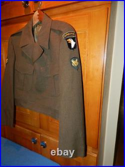 WWII US Army Ike Jacket 101 IRBORNE+SCREAMING EAGLES, Patches WW2 Size 40S Wool