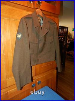 WWII US Army Ike Jacket 101 IRBORNE+SCREAMING EAGLES, Patches WW2 Size 40S Wool