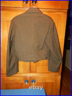 WWII US Army Ike Jacket 101 IRBORNE+SCREAMING EAGLES, Patches WW2 Size 40S Wool WWII US Army Ike Jacket 101 IRBORNE+SCREAMING EAGLES, Patches WW2 Size 40S Wool