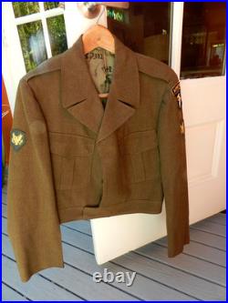 WWII US Army Ike Jacket 101 IRBORNE+SCREAMING EAGLES, Patches WW2 Size 40S Wool WWII US Army Ike Jacket 101 IRBORNE+SCREAMING EAGLES, Patches WW2 Size 40S Wool