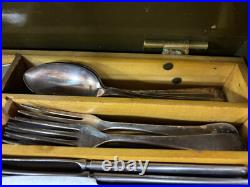WWII US Army boxed mess kit. Dishes, cups, bowls, silverware and spice shakers