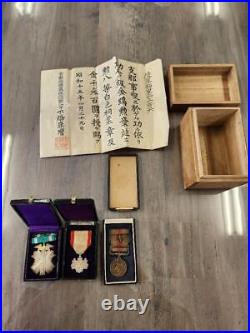 WWII ww2 Japanese Army Antique Helmet Water bottle medal Set Vintage R7596