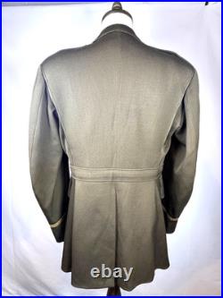 Wwii Us Army 4th Army Ssi Officers Jacket With Captains Bars Size 38r Named